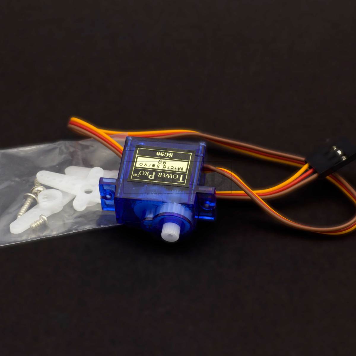 Microservo TowerPro SG90 mini 9g with accessories - HTA3D